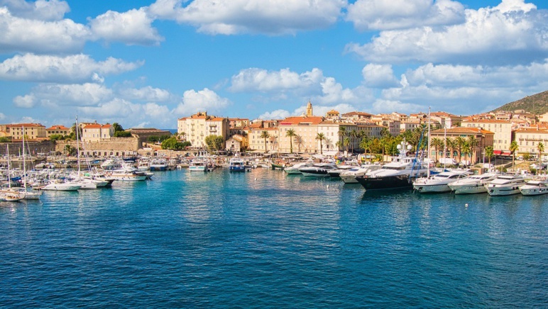 Le port d'Ajaccio