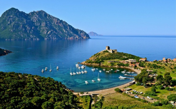 Croisières à la voile en Corse, les plus beaux ports à découvrir